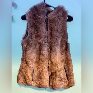 rue21 Faux fur vest with hood